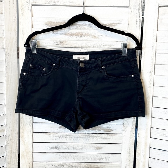 21 DENIM | Black Denim Shorts Size 27 - Picture 1 of 6
